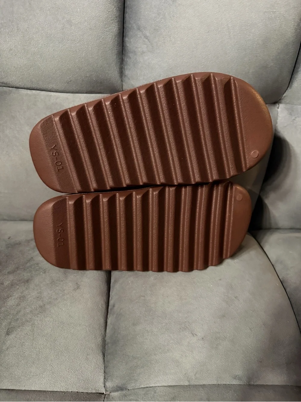 Yeezy Slides YS-01 Fudge US Size 9M/10W New with Original Bag not a box